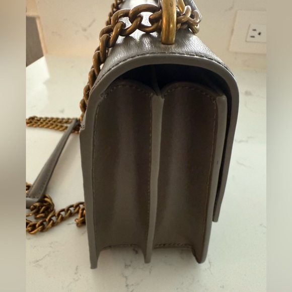 KURT GEIGER SHOREDITCH Taupe Green Crossbody Shoulder Bag Gold Chain Medium - Picture 7 of 7